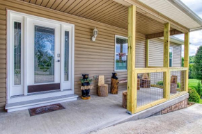 Moose Tracks by HoneyBearCabins 5BR 4BA Sleeps 15